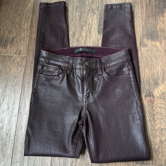 Joe’s Jeans Coated Denim in a dark brown/maroon color size 24 - Picture 6 of 6